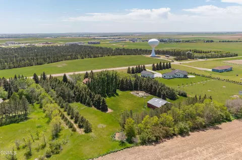 View/Area - 11325 35th St SW, Dickinson, ND 58601 photo 14 of 16