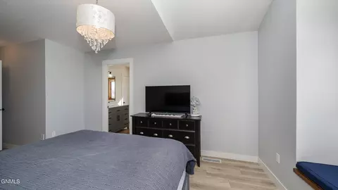 Bedroom - 11325 35th St SW, Dickinson, ND 58601 photo 6 of 6