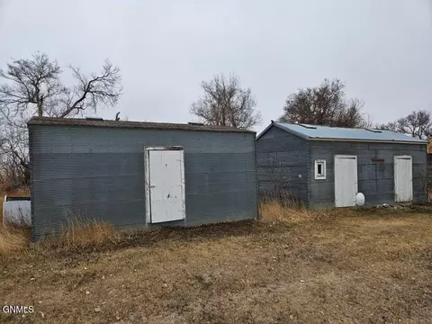 7745 26th St SW, Hebron, ND 58638 photo 34