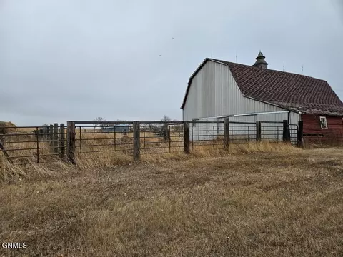 7745 26th St SW, Hebron, ND 58638 photo 18