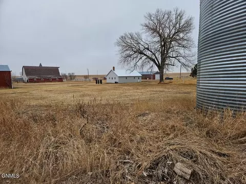 7745 26th St SW, Hebron, ND 58638 photo 6