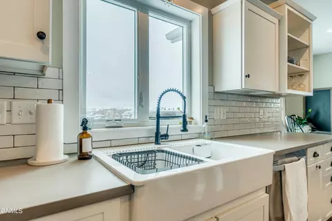 Kitchen - 816 Schick Dr, Bismarck, ND 58501 photo 6 of 9
