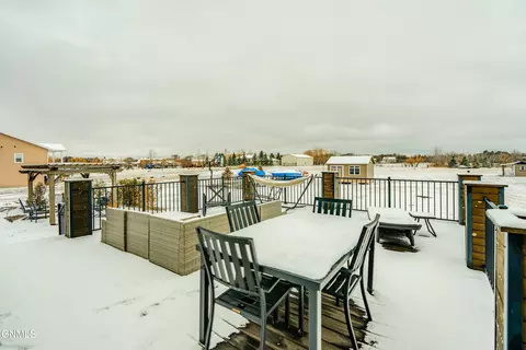 Exterior - 816 Schick Dr, Bismarck, ND 58501 photo 12 of 20