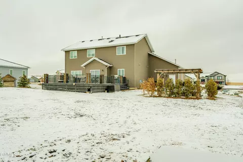 Exterior - 816 Schick Dr, Bismarck, ND 58501 photo 13 of 20