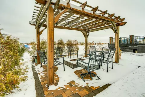 Exterior - 816 Schick Dr, Bismarck, ND 58501 photo 14 of 20
