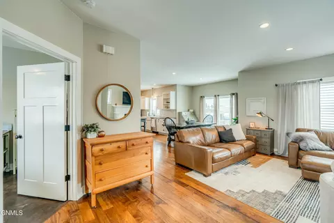 Entry Way - 816 Schick Dr, Bismarck, ND 58501 photo 4 of 5