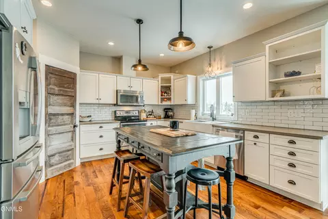 Kitchen - 816 Schick Dr, Bismarck, ND 58501 photo 2 of 9