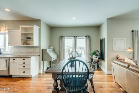 Dining - 816 Schick Dr, Bismarck, ND 58501 photo 2 of 3