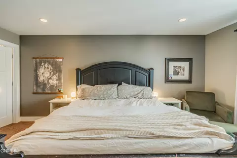 Bedroom - 816 Schick Dr, Bismarck, ND 58501 photo 7 of 10