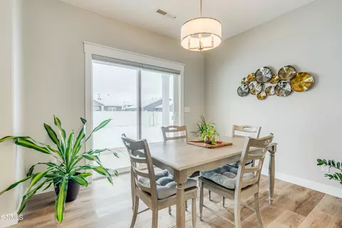 Dining - 3740 Stacy Dr, Bismarck, ND 58504 photo 2 of 2