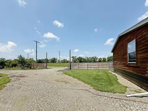 721 Riverside Dr, Williston, ND 58801 photo 37