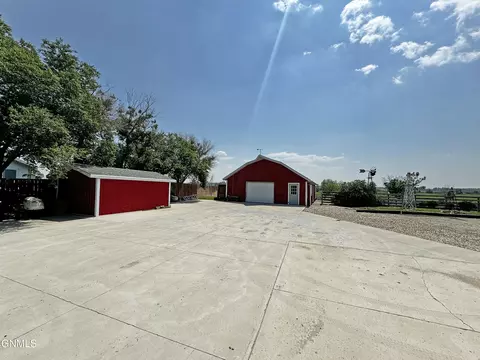 721 Riverside Dr, Williston, ND 58801 photo 21