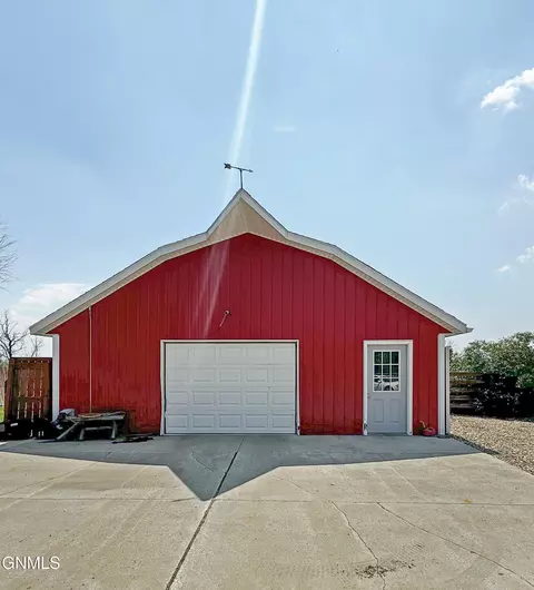 721 Riverside Dr, Williston, ND 58801 photo 20