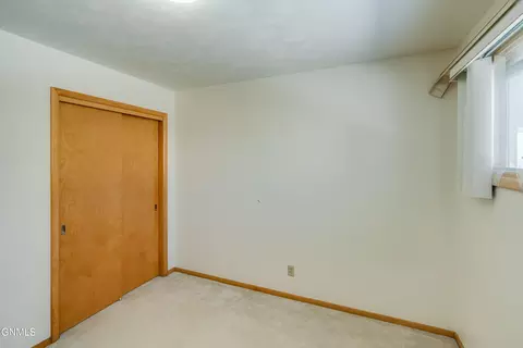 Bedroom - 2014 Rosser Ave, Bismarck, ND 58501 photo 3 of 3