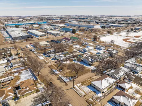 1805 Bowen Ave, Bismarck, ND 58504 photo 15