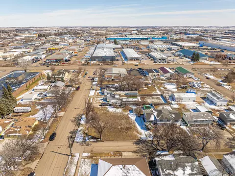 1805 Bowen Ave, Bismarck, ND 58504 photo 20