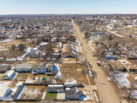 1805 Bowen Ave, Bismarck, ND 58504 photo 19