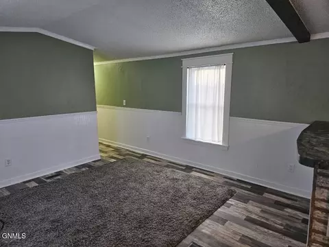 208 A St, Dickinson, ND 58601 photo 7