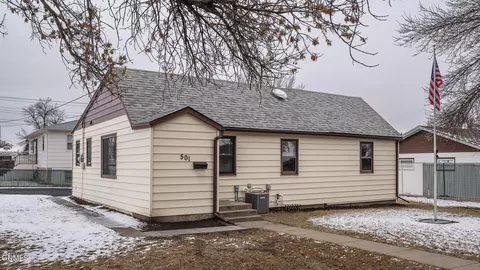 501 12 St S, Bismarck, ND 58504