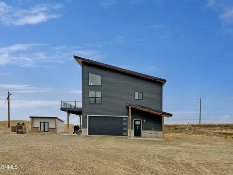 13511 29b St NW, Arnegard, ND 58835