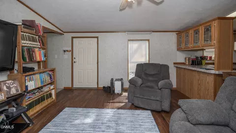 4309 Claridge Loop, Bismarck, ND 58503 photo 8