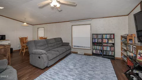 4309 Claridge Loop, Bismarck, ND 58503 photo 10