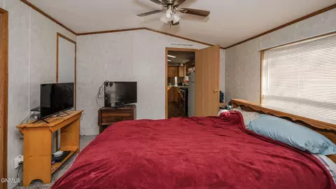 4309 Claridge Loop, Bismarck, ND 58503 photo 14