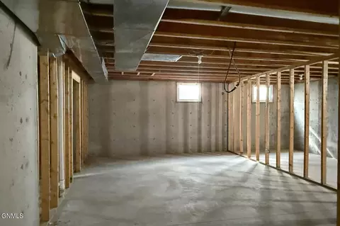 1811 15th Ave W, Williston, ND 58801 photo 35