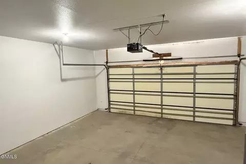 1811 15th Ave W, Williston, ND 58801 photo 32