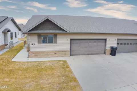 1811 15th Ave W, Williston, ND 58801 photo 41