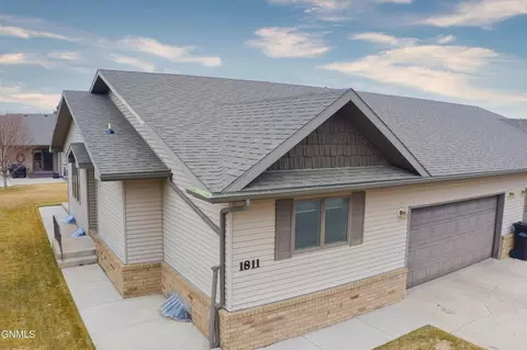 1811 15th Ave W, Williston, ND 58801 photo 42