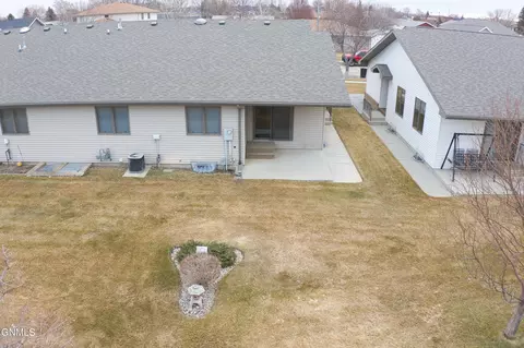 1811 15th Ave W, Williston, ND 58801 photo 44