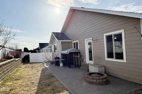 2014 23rd St W, Williston, ND 58801 photo 59