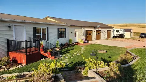 3764 124f Ave NW, Watford City, ND 58854