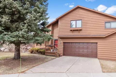408 E Brandon Dr, Bismarck, ND 58503