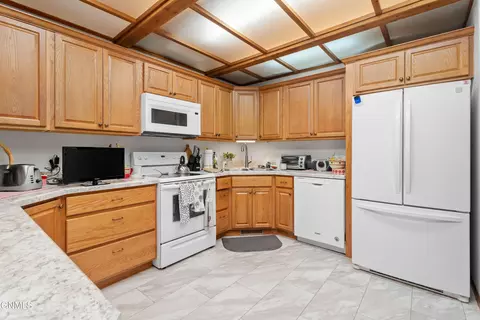 Kitchen - 408 E Brandon Dr, Bismarck, ND 58503 photo 3 of 3