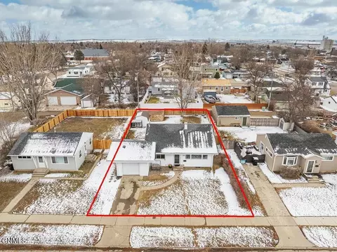 514 13th Ave W, Williston, ND 58801 photo 37