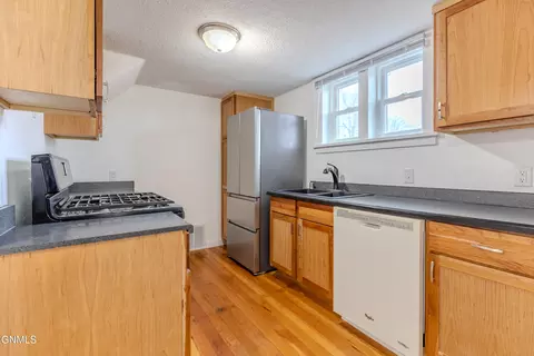 822 E Ave E, Bismarck, ND 58501 photo 13