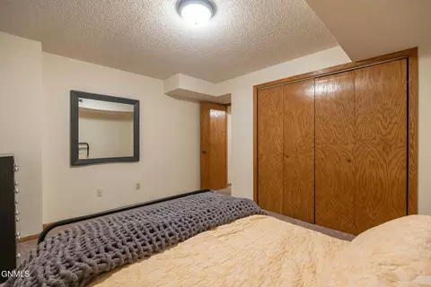 109 Brandon Dr, Bismarck, ND 58503 photo 60