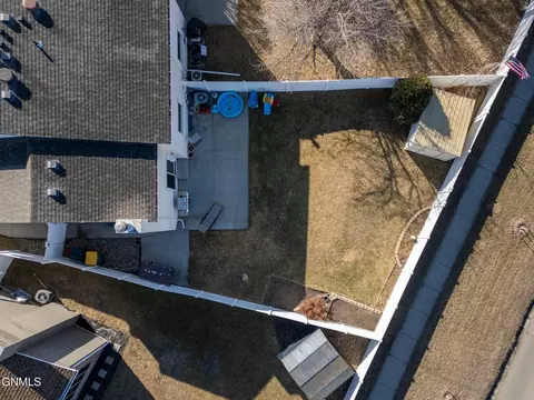 109 Brandon Dr, Bismarck, ND 58503 photo 13
