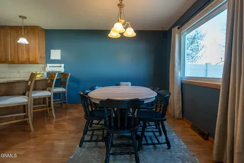 109 Brandon Dr, Bismarck, ND 58503 photo 28