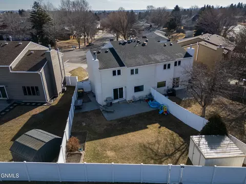 109 Brandon Dr, Bismarck, ND 58503 photo 14