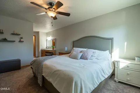 109 Brandon Dr, Bismarck, ND 58503 photo 49