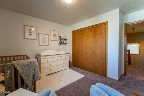 109 Brandon Dr, Bismarck, ND 58503 photo 41