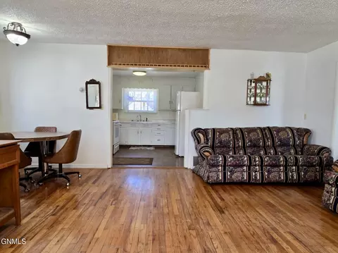 Living - 416 Main St W, Beulah, ND 58523 photo 4 of 4