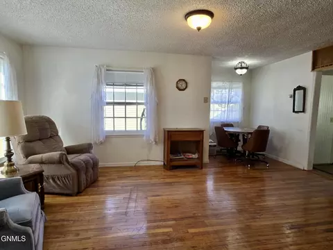 Living - 416 Main St W, Beulah, ND 58523 photo 2 of 4