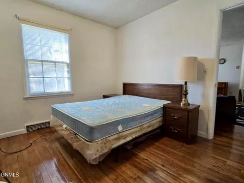 Bedroom - 416 Main St W, Beulah, ND 58523 photo 1 of 6