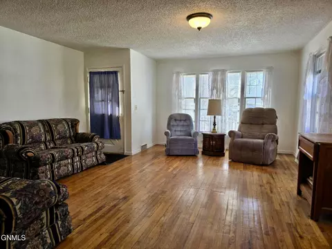 Living - 416 Main St W, Beulah, ND 58523 photo 1 of 4