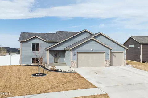 Exterior - 3427 Shamrock, Dickinson, ND 58601 photo 2 of 5