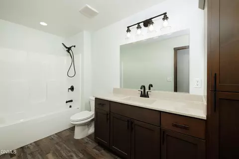 Bath - 3427 Shamrock, Dickinson, ND 58601 photo 4 of 4